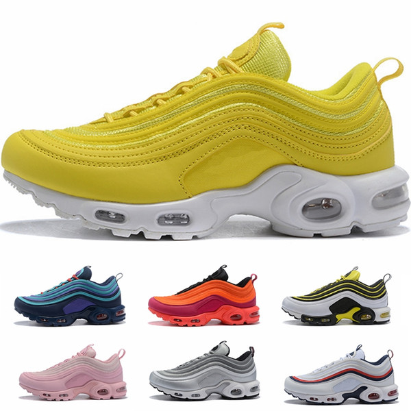 New Designer 97 Plus Tn Triple White Black Pink Running Shoes OG Metallic Gold Silver Bullet Mens Trainers 97s Women Sports Sneakers