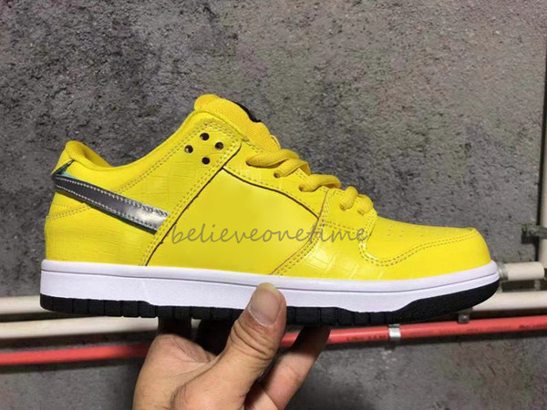 2019 Dunk SB Low Pro Diamond Yellow Mens Women Running Shoes What The Dunk Paris Designer Skate Sneakers Size Us 5.5-11