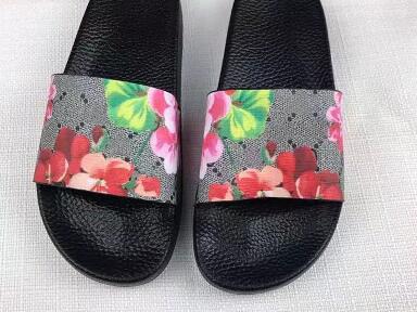 Men Women Sandals Designer Shoes Luxury Slide Summer Fashion Wide Flat Slippery Sandals Slipper Flip Flop size 35-46 flower box 99