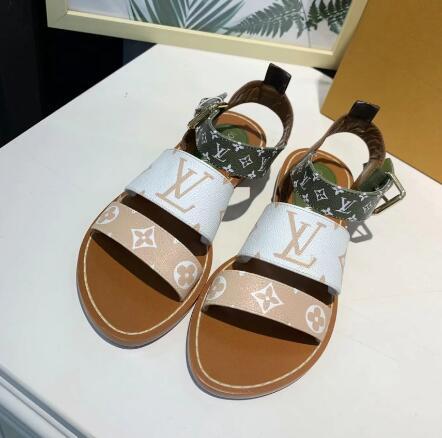 New fashion women Summer Printed Leather Inner Flat-soled Sandals and Beach Shoes