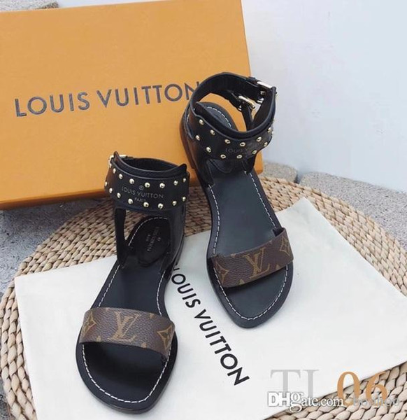 Women's Men's Summar Sandals Brand Fashion Classical Shoes Casual Slide Flat Unisex Sandals Newest Leather Slipper