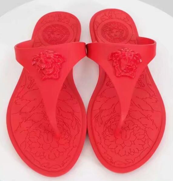 Women Beach flip flops New arrived Top quality luxury fashion brand Seaside Vacation women Flat soft jelly Summer slippers plus size