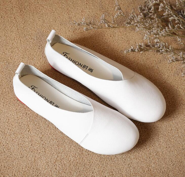 Spring and Autumn new original retro literary handmade shoes flat round soft bottom shallow mouth comfortable shoes