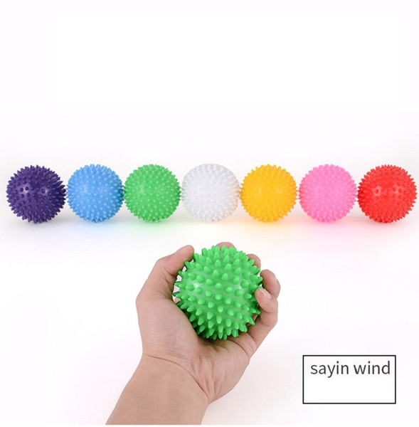 50pcs DHl Yoga Point Massage Ball 7cm 7.5cm 9cm Spiky Massage Ball Stress Relief Foot Arm Body Massage Trigger Roller Help Blood Circulatio