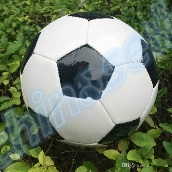 Classic black white kid Size 4 Outdoor Butyl inner Football Ball Standard adult Size 5 PU Soccer Training ball