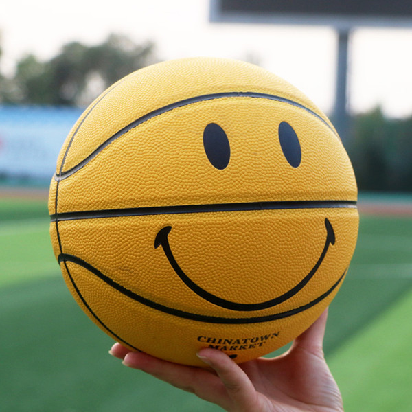 North American style Smiley New York Chinatown market basketball size 7 yellow smile face Indoor outdoor training game basketball ball