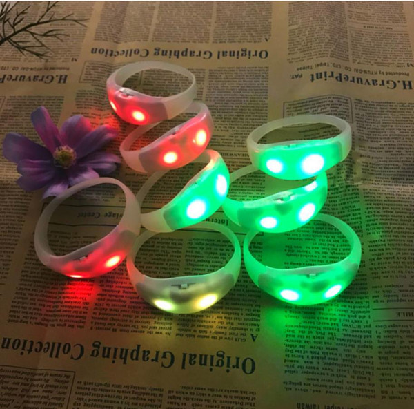 Concert light bracelet remote control light bracelet remote control led bracelet annual meeting cheering props