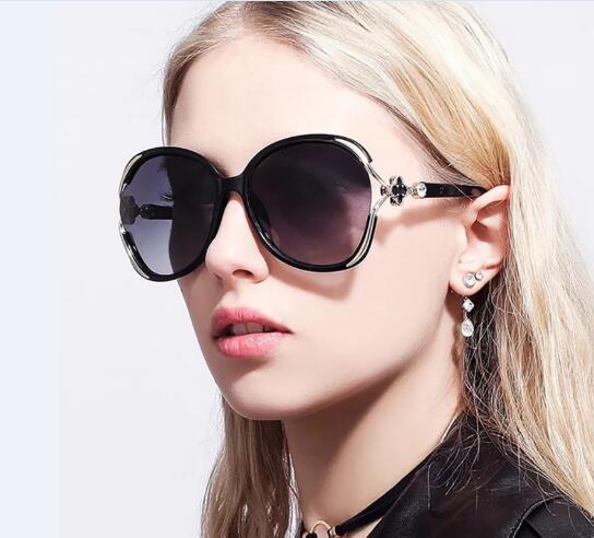 2019 Fashion women designer sunglasses polarized glasses brand high quality Clover mosaic Sunglasses glasses with Fashion box Outdoor Eyewe
