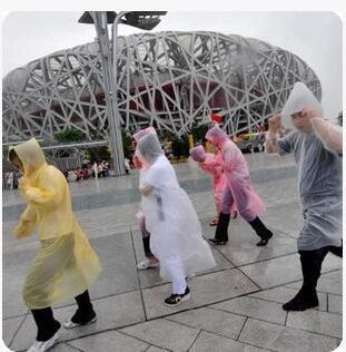 Fashion Hot Disposable PE Raincoats Poncho Rainwear Travel Rain Coat Rain Wear gifts mixed colors