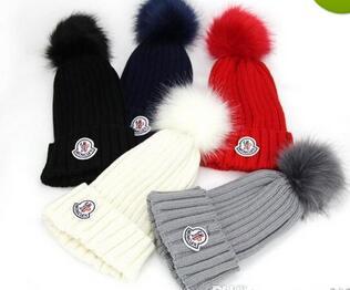 Hot Unisex Winter Brand classcal women knitted hat men fashion beanies big fur pom-pom gorro boy casual ski girls skull caps wholesale