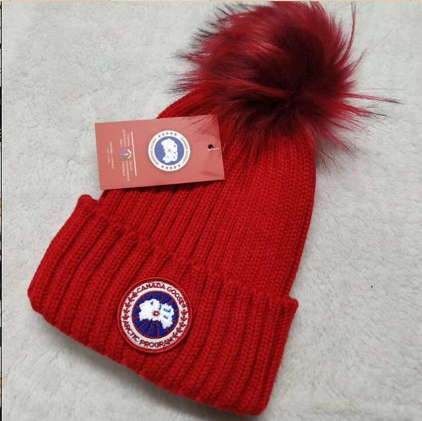 2019 red Winter Brand classcal women knitted hat men fashion beanies big fur pom-pom gorro boy casual ski girls skull caps wholesale