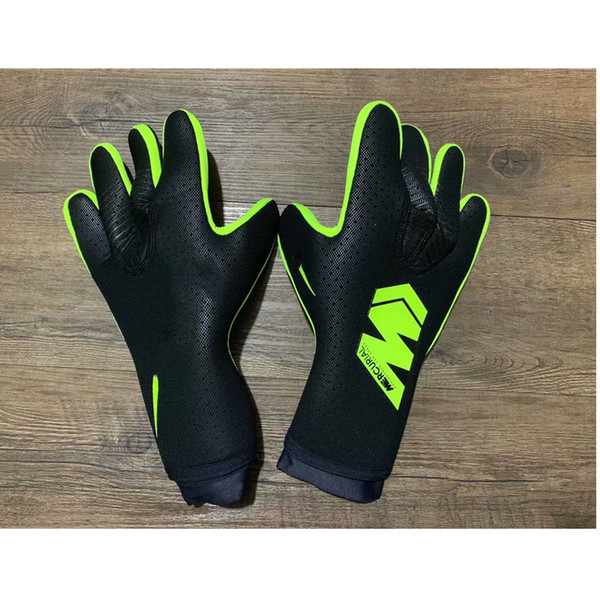 TOP Quality Professional soccer gloves Luvas without fingersave football goalkeeper gloves Goal keeper Guantes