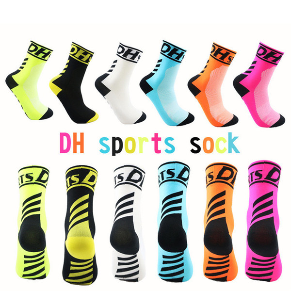 Adult Stocking Bike Middle Socks Men Outdoors Sports Running Basketball Cycling Socks Boys Long Socks 6 Colors Nylon Breathable