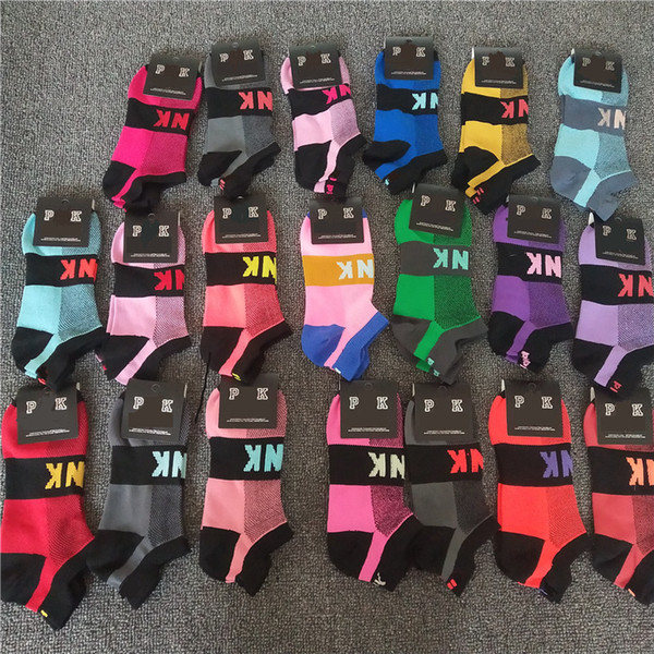 Designer Luxury With Paper Package Fast Dry Socks Unisex Short Socks Adult Ankle Sock Cheerleader Socks Multicolors Good Quality