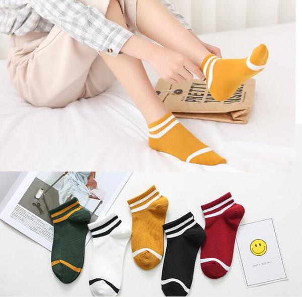 2017sports socks Adult Short Socks Men & Women Football Cheerleaders Basketball Outdoors Sports Ankle Socks Free Size Multicolors