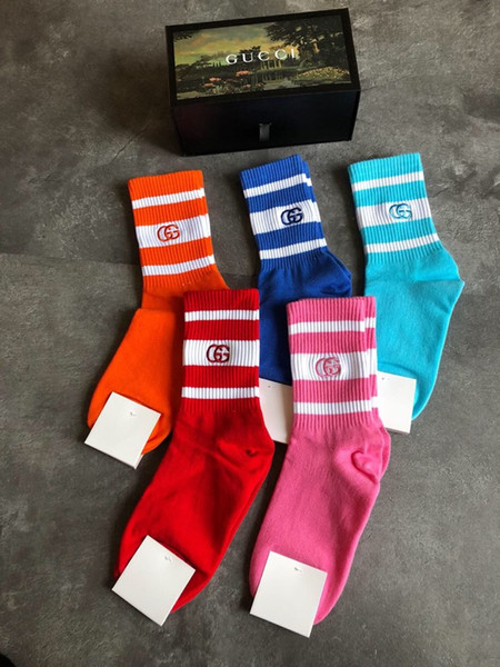 With Box high quality EU and US street tide brand medium tube cotton G socks skateboards hip-hop lovers socks sports socks 082