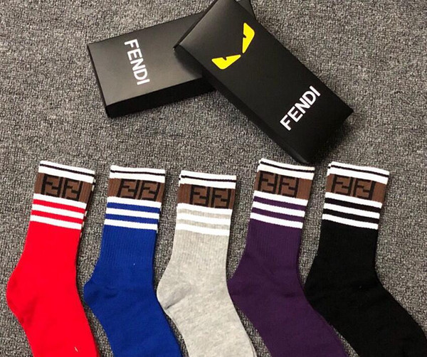 Retail box Famous luxury FF Letter long Cotton Couple Sport Wear Socks Stockings Women Popular Logo Design Casual Socks 009