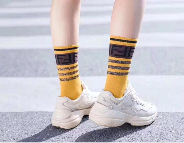 Retail box Famous luxury FF Letter bling Cotton Couple Sport Wear Socks Stockings Women Popular Logo Design Casual Socks 005