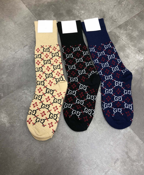 With Box street tide brand medium tube cotton Brand socks skateboards hip-h
8000
op lovers letter G socks sports socks B11