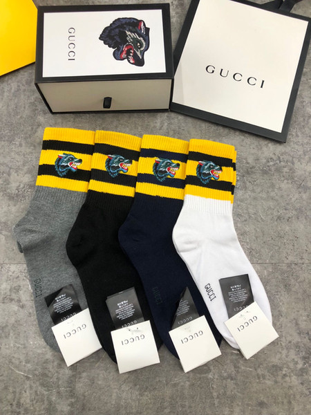 With Box and bag Famous letter G Socks Cotton Sport Sock Tiger Wolf Fitted Brand Letter For men women G Design Socks A37