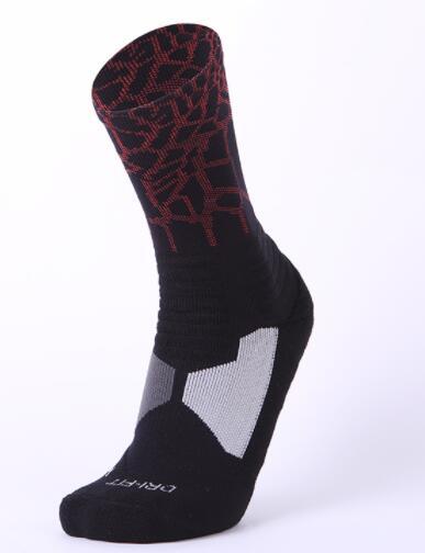 2022comfortable Basketball socks middle tube professional men sports socks running antiskid thickened towel bottom fitness yakuda training