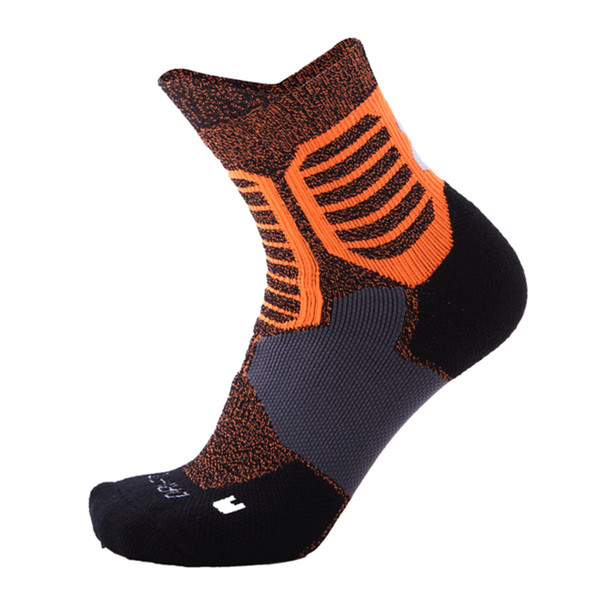 Elite Male Basketball socks thickening Towel bottom Medium stockings Wearable sweaty and breathable moving socks