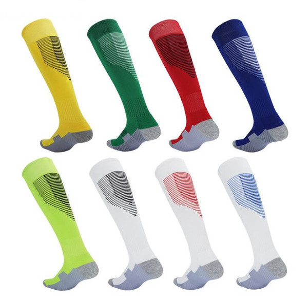 2018 19 Sport Sock Outdoor Football Socks Sweaty Breathable Soccer Sock For Adult Man Football Socks whole sale 12 colors