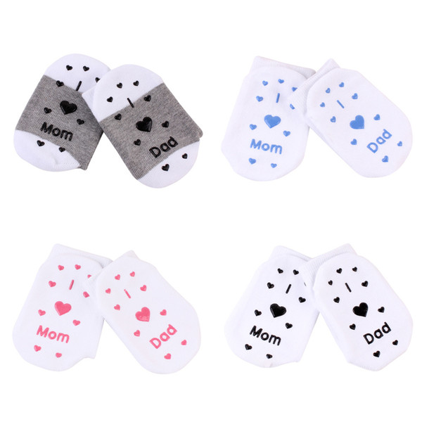 Baby Mom Dad Letter Socks Lovely Newborn Toddler Infant Sock Kids Love 0-3T Birthday Gifts Girls Boys Warm Sock 4 Styles 300 AAA1302