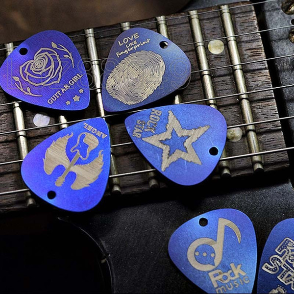 personality Custom text image Pure titanium Oxidation blue Guitar Plectrum Sports accessories Fashion pendant 29.5*25.5*0.8mm