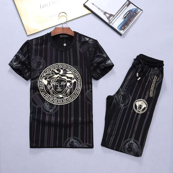 2019 Summer Spring Designer Brand Label Clothing Men's Fabric Letter Polo T-Shirt Round Neck Casual Men's T-Shirt Set