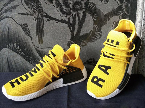 2018 NEW Pharrell Williams Human RACE HU NMD Trail Mens Designer Sports Running Shoes for Men Sneakers Women Casual Trainers