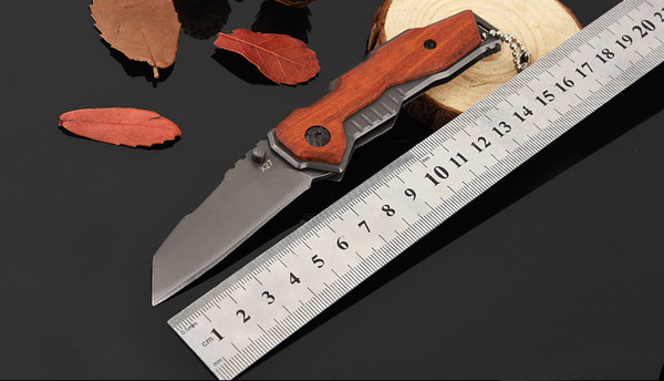 Wholesale Folding Blade Pocket Knife Mini Knife Survival Tactical Knives Camping Hunting Knives EDC Tools Wood Handle