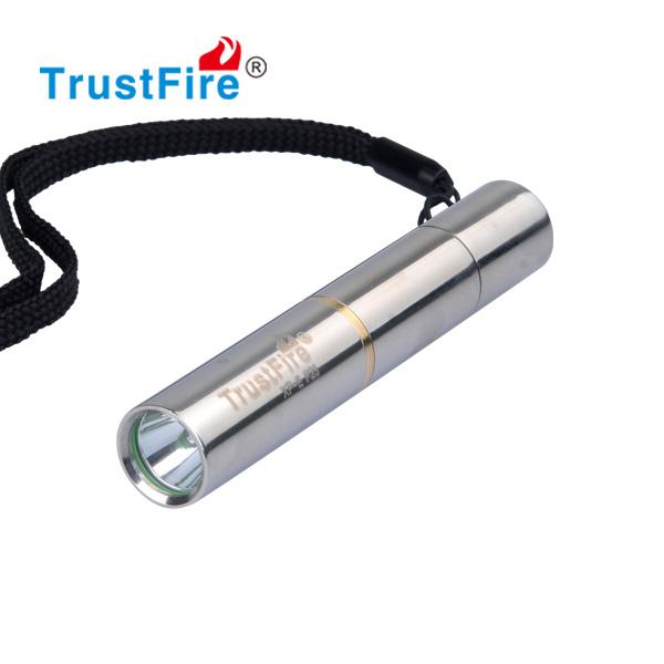 Mini LED Flashlight Stainless Steel CREE XPE Q3 Pocket Handy Torch 10440 Rechargeable Flash Light Portable Camping Light Super Bright Torch