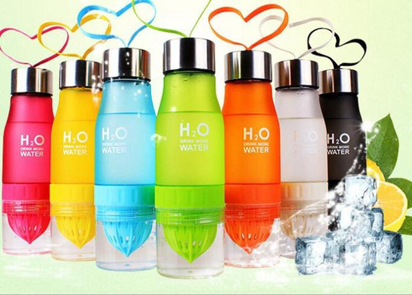 Creative Fruit Juice Infuser Water Bottle 650ml H2O Plastic Portable Lemon Juice Bottle For Water Outdoor Shaker Sport bottle