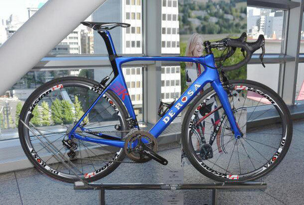 Blue De rosa SK Pininfarina Nero Rosso Fuoco bicicleta da estrada Full Bike/Complete Bike R8010 Groupset