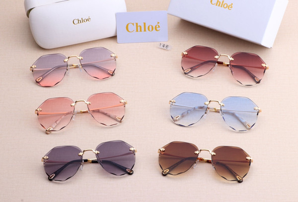 2019 New driving Sunglasses for men women Classic Fashion design brand sunglasses black lover sun glasses with free box 146