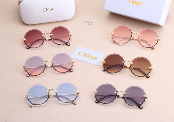 2019 New driving Sunglasses for men women Classic Fashion design brand sunglasses black lover sun glasses with free box 142