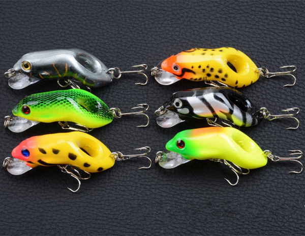 Rompin 1pcs Hard Frog Fishing Lures Floating Topwater Crankbaits Treble Hooks Eyes Baits serpentine green color