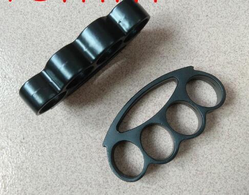 Brand New CHROMED STEEL BRASS KNUCKLES KNUCKLE DUSTER Self Defense Protective Gear Free shipping