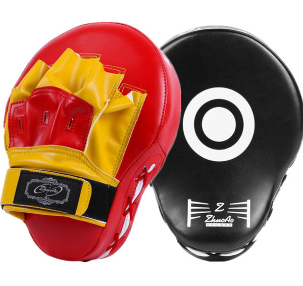 2018 High quality black and red Protective Gear Arcuate targets for boxers, training targets, kickboxing, foot targets, curved wall targets