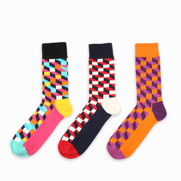 2017 Autumn British style square lattice contrast color sports men's stockings knee-high socks hit color cycling socks