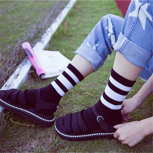 Men's Ladies 3 Striped Cotton Socks Retro Old Hip-Hop Skateboards Long Smooth Comfortable White Black Socks Solid