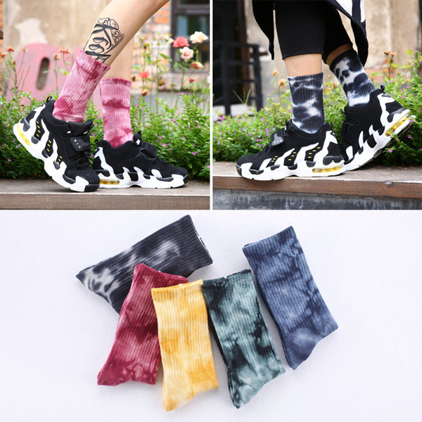 Autumn and Winter Vintage National Wind Towel Bottom Men and Women Sports Socks Street Harajuku 5 Color Tie dye Couples socks