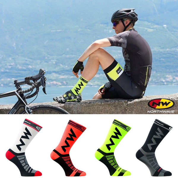 Free Shipping Riding Socks Fashion Striped Bikes Sports Running Basketball Outdoors Long Socks Wicking Khan Men Cycling socks Wholesale