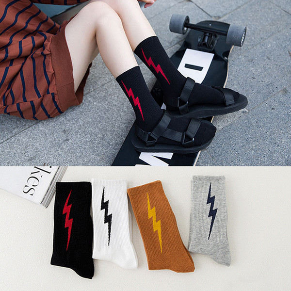 2017 Neutral Fashion Tide Socks New Cartoon Lightning Socks Woman Harajuku Hip-hop Skateboard Street Culture Chic Couple Socks Free Shipping