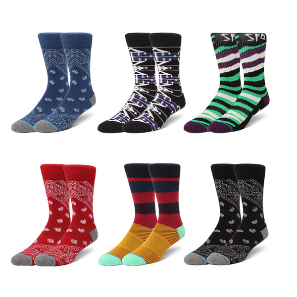 Hot sale streetwear men long socks fashion stockings knee high cotton basketball sports socks Towel striped socks