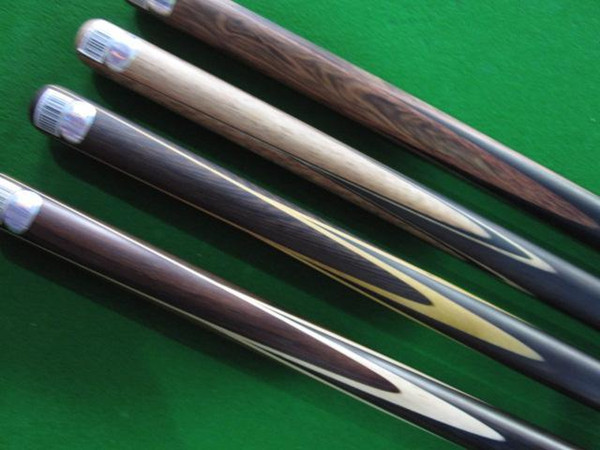 Billiards is a popular indoor sports popular in the world. It is a kind of ball hitting on the stage with clubs .