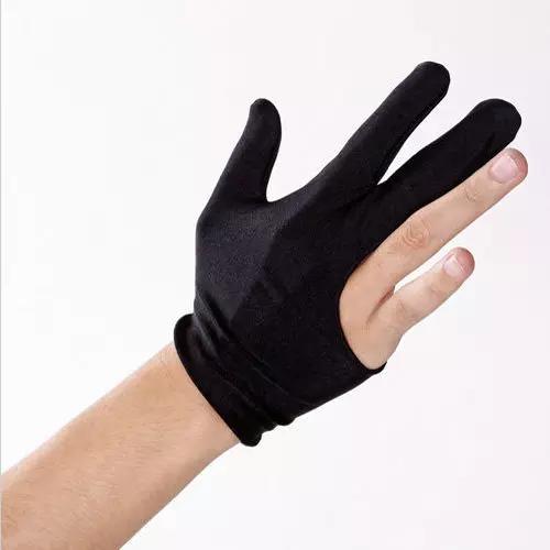 Wholesale 2017 HOT Cue Billiard Pool Gloves Shooters 3 Fingers Snooker Accessories biljart handschoenen guantes de billar