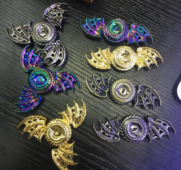 fashion toy 2018 new three bat dragon fingertip gyro gyro Hawkeye eye colorful dragon toys colorful fingertip decompression Fidget Spinner