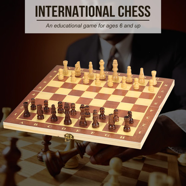 Wooden Chess Set International Chess Entertainment Game Chess Set with Folding Board 30 * 15 * 2.8cm